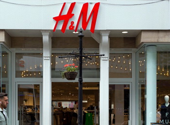 H&M потратился на уход